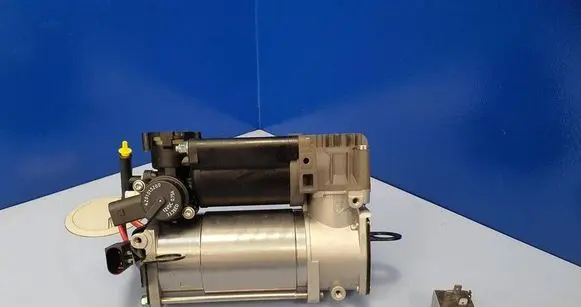 Mercedes-Benz E W211 Air suspension compressor/pump A2203200104 A2113200104 A2113200304