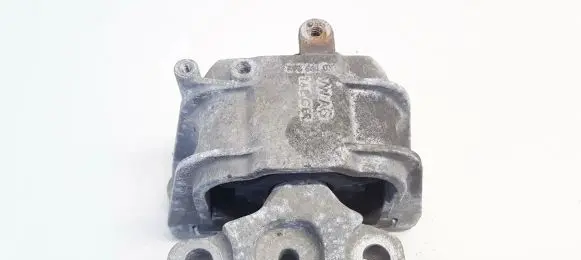 Volkswagen Jetta V Engine mount bracket 1k0199262