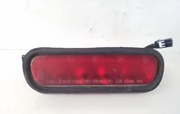KIA Sorento Third/center stoplight 927003E0