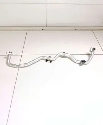 Jaguar I-Pace Air conditioning (A/C) pipe/hose