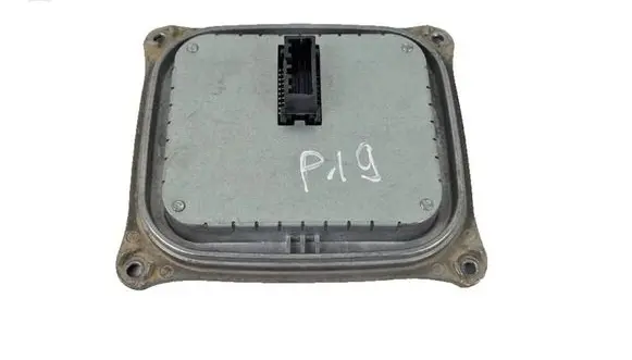 Alfa Romeo Giulia Headlight ballast module Xenon 147000026601