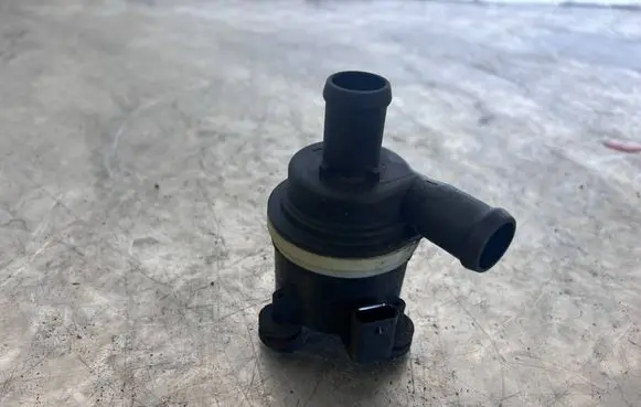 Audi S5 Facelift Electric auxiliary coolant/water pump 6R0965561A