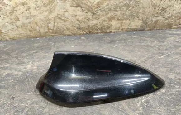 BMW 2 F46 Roof (GPS) antenna cover 9606401 9252241