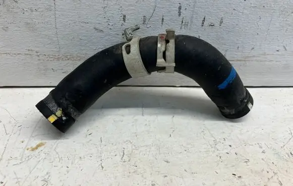 Toyota RAV 4 (XA50) Engine coolant pipe/hose 