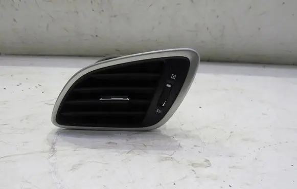 Suzuki Baleno IV Dashboard side air vent grill/cover trim KRIS235789