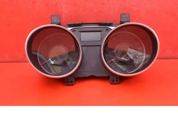 Hyundai ix35 Speedometer (instrument cluster) 940032Y090