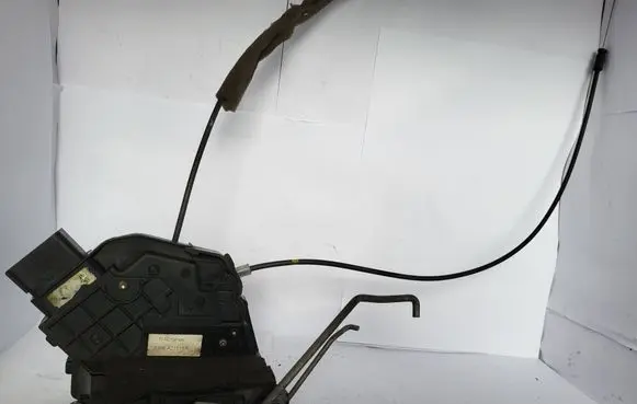 Mazda 3 I Front door lock 3N6AA21813K