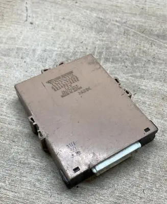 Toyota Prius (NHW20) Gateway control module 8911147050 2324005290