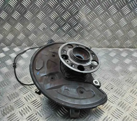 Mercedes-Benz GLC X253 C253 Rear wheel hub A2133503205