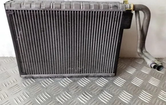 BMW 5 F10 F11 Air conditioning (A/C) radiator (interior) U7589002