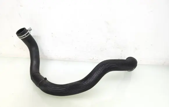 Renault Captur II Engine coolant pipe/hose 215015770R