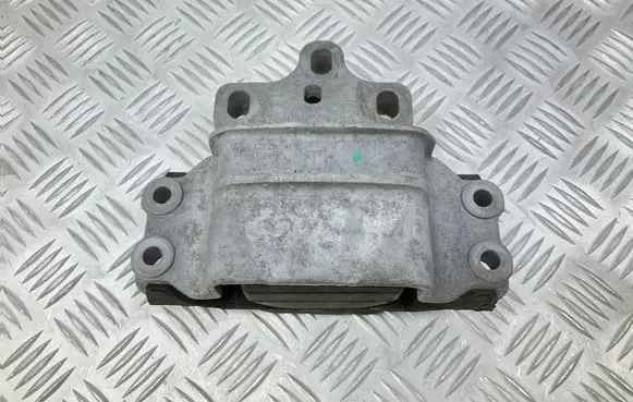 Audi Q3 8U Gearbox mount 8J0199555L