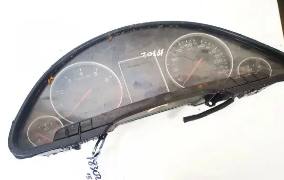 Audi A4 S4 B6 8E 8H Speedometer (instrument cluster) 10369183