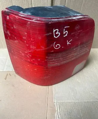 Volkswagen PASSAT B5 Rear/tail lights 3B9945111F