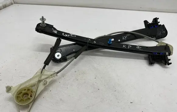 Audi A3 S3 8V Front window lifting mechanism without motor 8V4837461