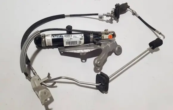 Mercedes-Benz C W205 Extinguisher 2058604700BBF A2058604700