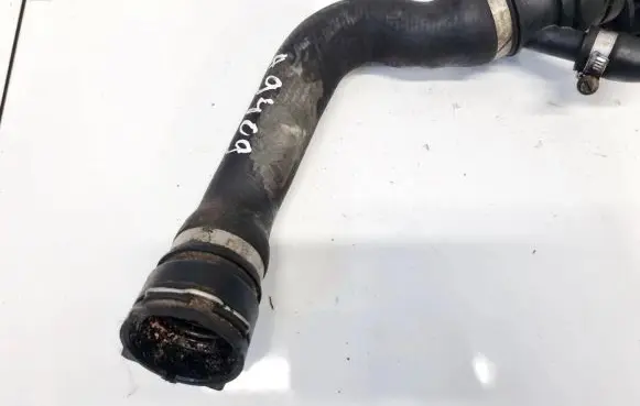 BMW X3 E83 Engine coolant pipe/hose