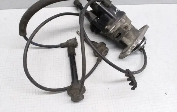 Nissan Sunny Spark distributor 