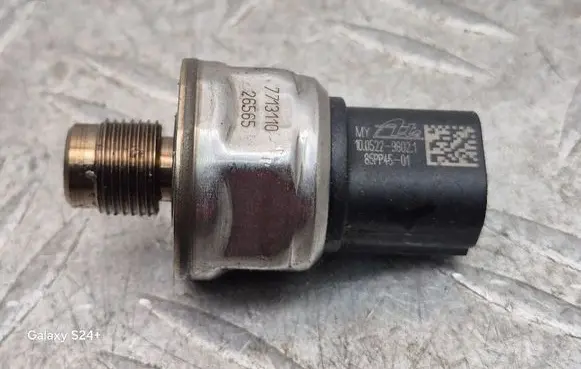 Mercedes-Benz E W212 Oil pressure sensor 10052298021 85PP4501