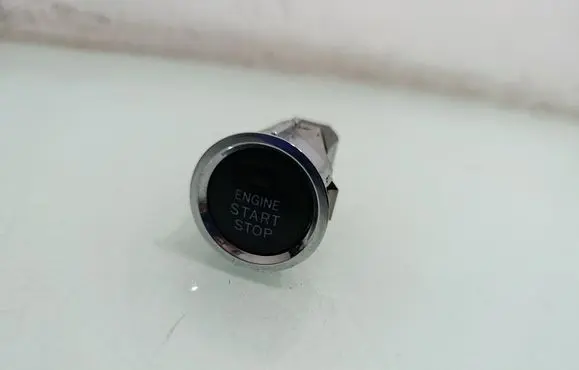 Toyota Corolla Verso AR10 Engine start stop button switch 