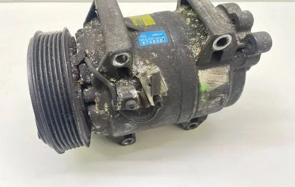 Volvo S60 Air conditioning (A/C) compressor (pump) 8708581