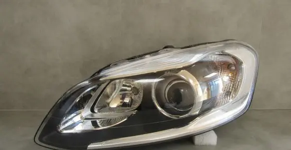 Volvo S60 Headlight/headlamp