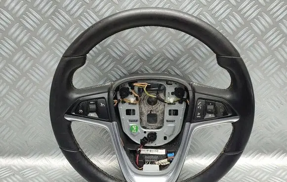 Opel Meriva B Steering wheel