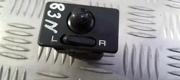 Nissan Almera Wing mirror switch