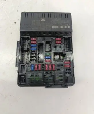 Infiniti Q50 Fuse box set 284B74GC0A
