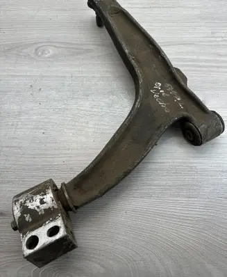 Opel Vectra C Front lower control arm/wishbone