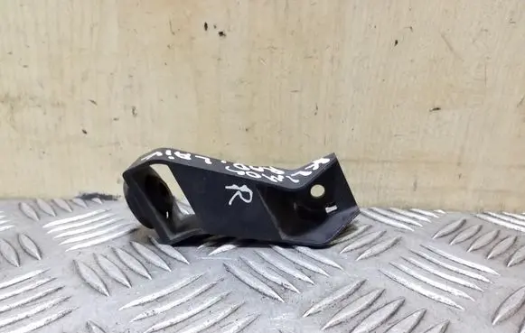 Nissan X-Trail T31 Radiator mount bracket