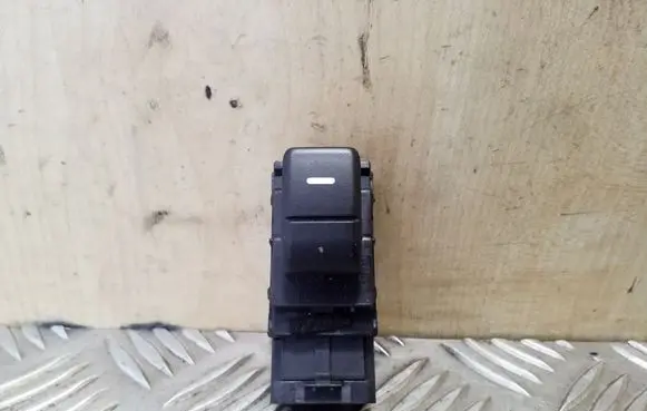 Land Rover Range Rover Sport L320 Electric window control switch YUD501070PVJ