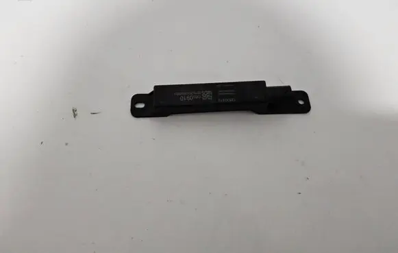 Chevrolet Corvette C8 Keyless system antenna 13530910 13545328