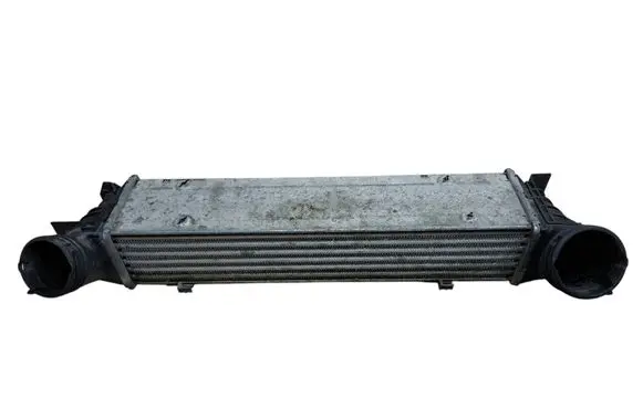 BMW 3 E90 E91 Intercooler radiator 779878802 7798788