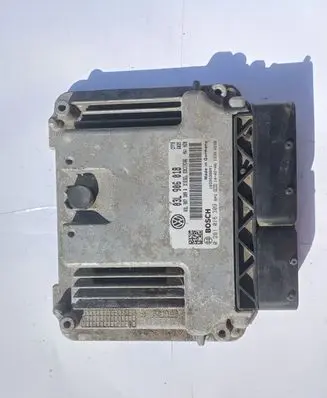 Volkswagen Golf VI Engine control unit/module 03L906018 0281016309