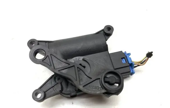Volkswagen Golf V Intake manifold valve actuator/motor 0132801341 983386O