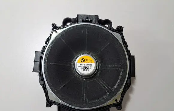 BMW X7 G07 Subwoofer speaker 2622516