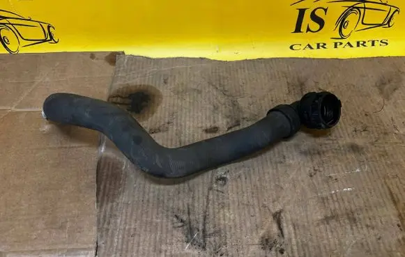 Citroen DS7 Crossback Engine coolant pipe/hose 