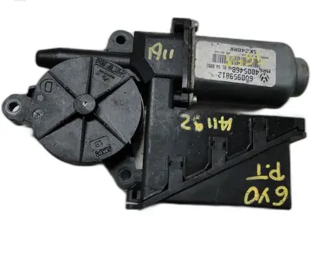 Seat Ibiza III (6L) Sliding door electric window regulator 6Q0959812