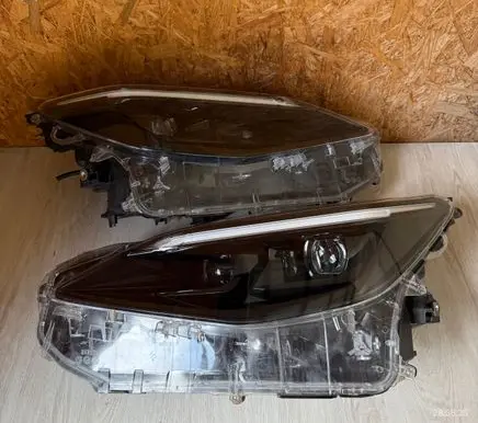 Toyota Yaris Headlights/headlamps set