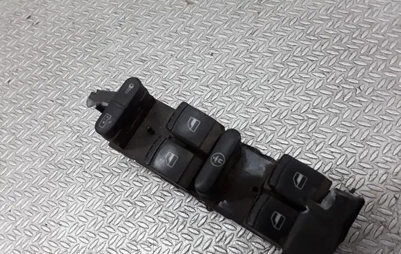 Volkswagen PASSAT B5 Electric window control switch 1J4959857
