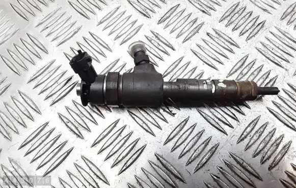 Citroen DS3 Fuel injector 0445110739