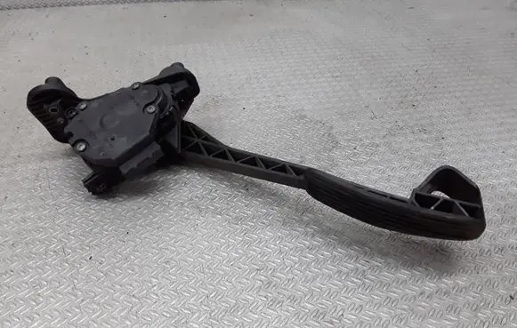 Volvo S80 Accelerator throttle pedal 9496822