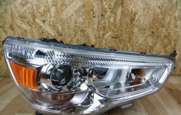 Mitsubishi ASX Headlight/headlamp 8301C880 8301C642