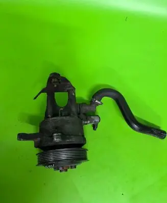 BMW 7 F01 F02 F03 F04 Power steering pump 679866904 5004099