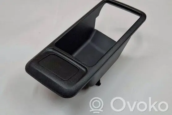 Ford Focus Front door window switch trim 3M51226A36