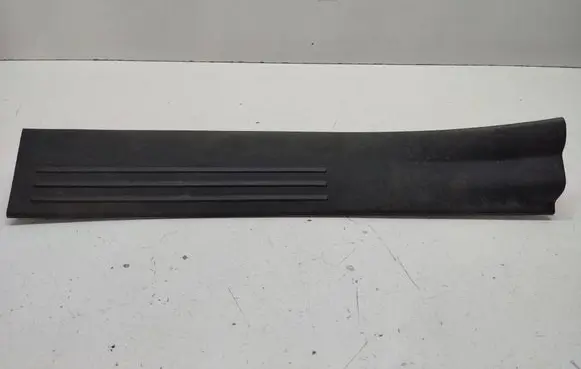 Chrysler Grand Voyager V Front sill trim cover F1028301a 48657150 P0ZR36XDVAC