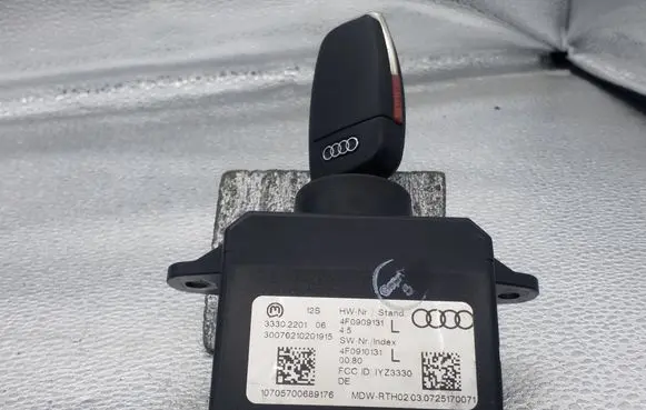 Audi A6 S6 C6 4F Ignition lock 4F0909131 33302201