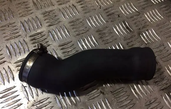 Volkswagen Golf III Intercooler hose/pipe 1H0145834D
