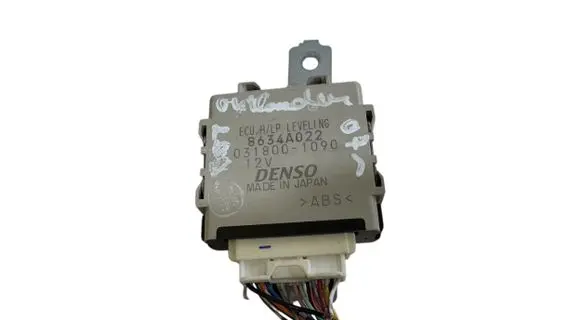 Mitsubishi Outlander Headlight ballast module Xenon 8634A022 0318001090